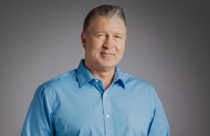 Headshot Jason Hemenway