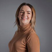 A headshot of Suzy Wright