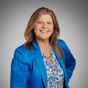 DeAnn Oltman Headshot 2023