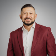 Tom Jara headshot 2025