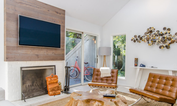 home theatre with flat panel tv